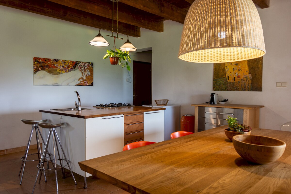 Rooms: Kitchen